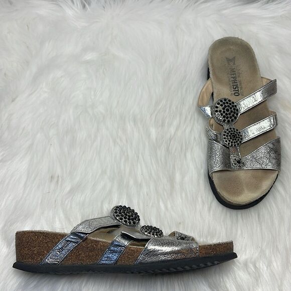 Mephisto Silver Leather Studded Strappy Slide Sandals Sz 39/US 9 - Picture 1 of 7